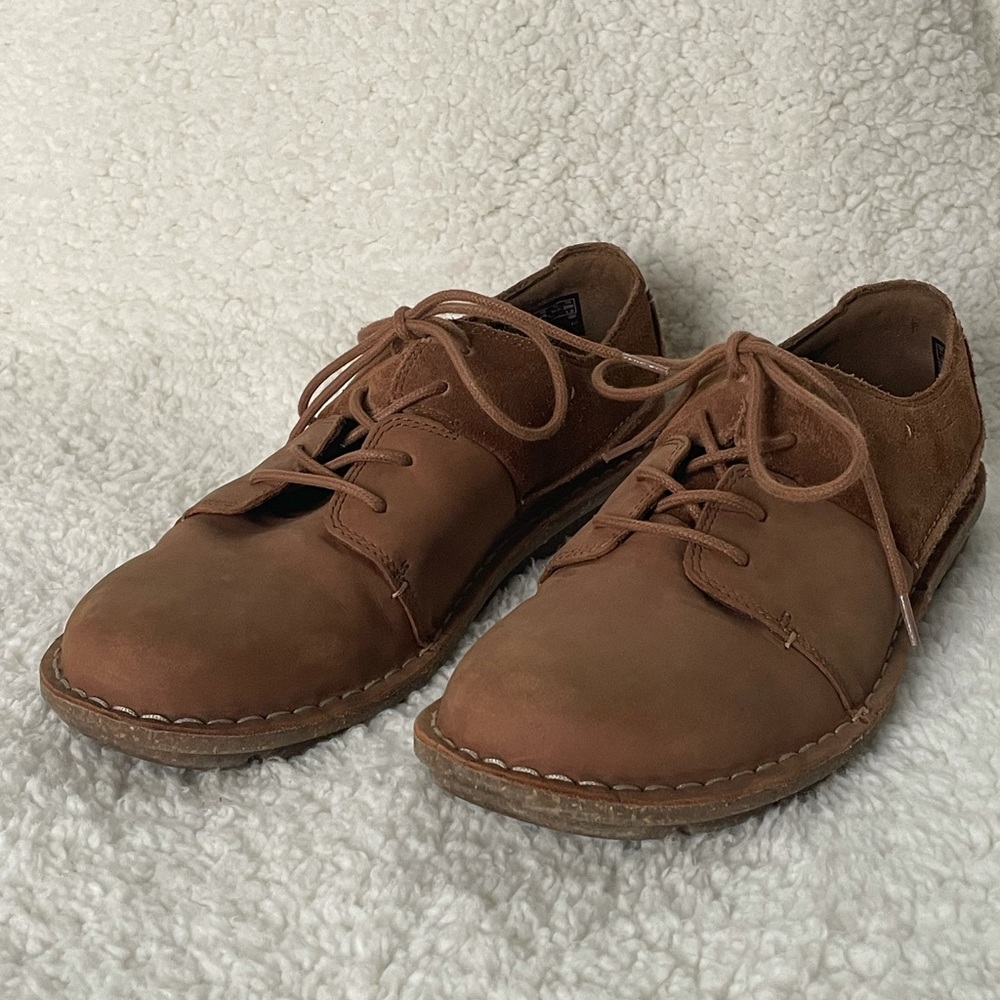 Women's Brown Lace-Up Casual Oxford Shoes